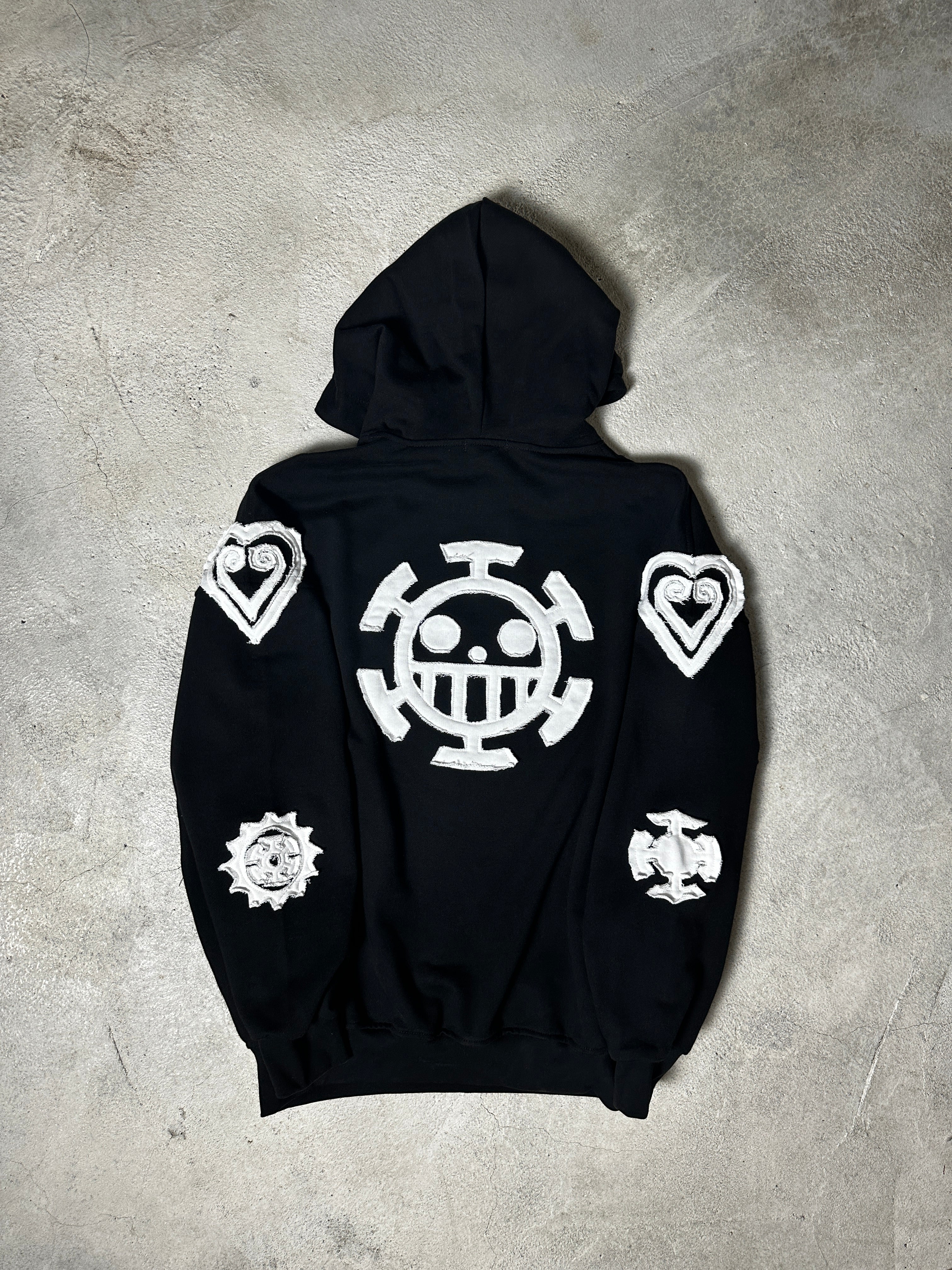 KAEL - OVERSİZE SWEATSHİRT - Trafalgar D. Law Aplikeli Yeniden Yapılandırılmış Nakış